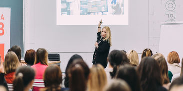 TV Anchor Slava Frolova told her success story to the young women from Lviv