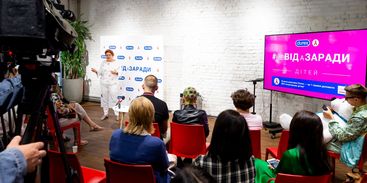 Elena Pinchuk Foundation and Durex Launched “Not Against, But For” campaign to Help Mobile Clinics